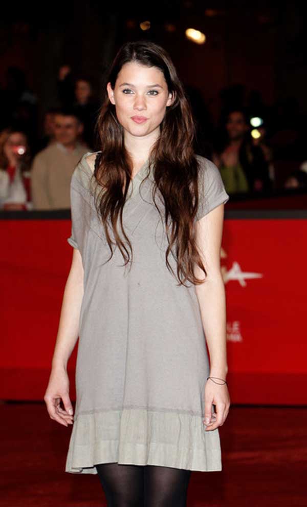 阿斯特丽德·伯格斯·弗瑞斯贝/Astrid Berges-Frisbey-3-54